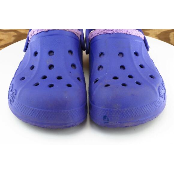Crocs‎ Youth Girls Shoes Size 3 M Purple Clog Synthetic - Picture 2 of 7